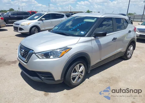 2019 Nissan Kicks S из США, поврежденный, VIN 3N1CP5CU6KL565799